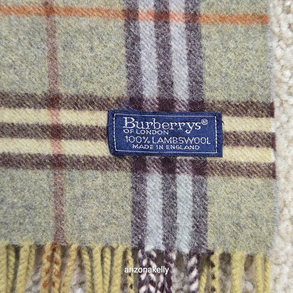 PERFECT! Vintage Burberry Wool Plaid Scarf - Picture 8 of 17